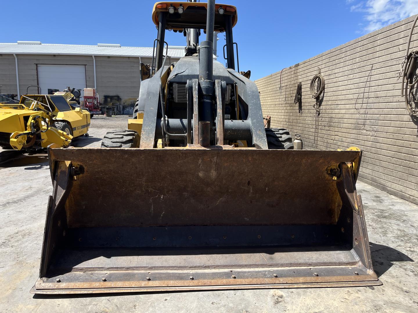 ./imagenes/INVOICE/2019/18265/RETRO JOHN DEERE 710K (16).JPG